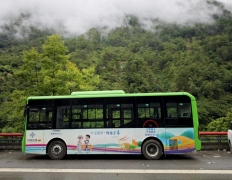 者胡了然摄木尼玛大桥建成前